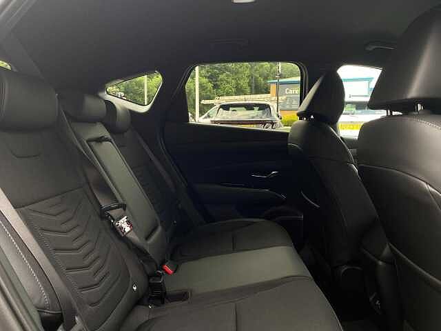 Hyundai TUCSON 1.6T Hybrid Black Line Auto Euro 6 (s/s) 5dr Grey