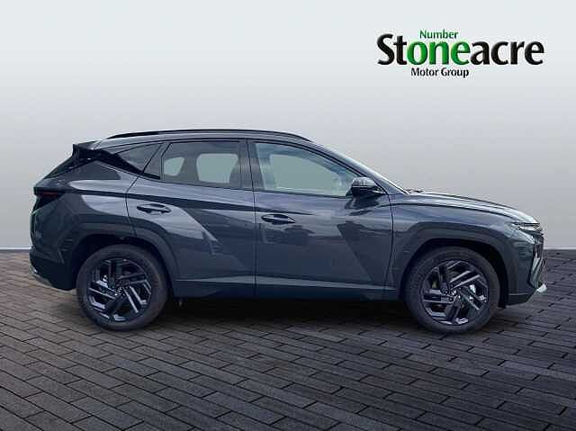 Hyundai TUCSON 1.6T Hybrid Black Line Auto Euro 6 (s/s) 5dr Grey