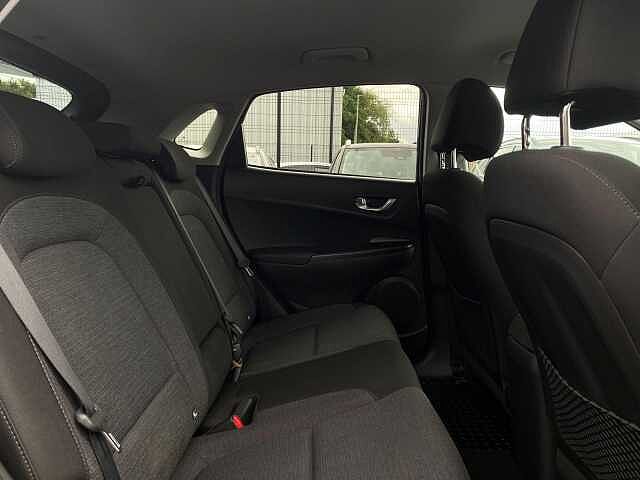 Hyundai KONA 100kW Premium 39kWh 5dr Auto Grey