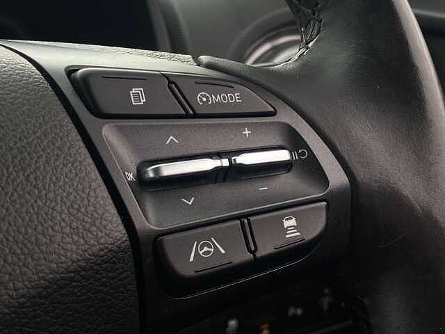 Hyundai KONA 100kW Premium 39kWh 5dr Auto Grey