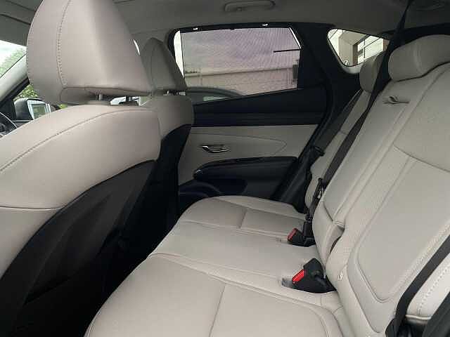 Hyundai TUCSON TUCSON Ultimate Silver