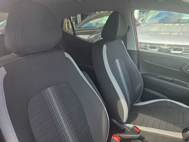 Hyundai I10 i10 Advance Red
