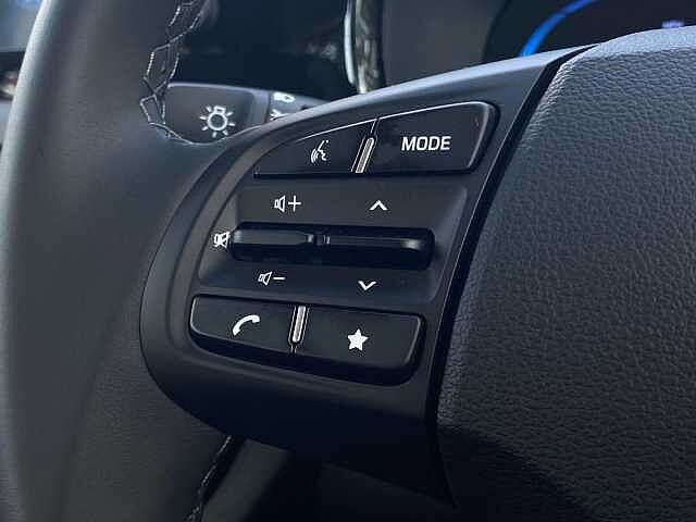 Hyundai i10 1.0 [63] Advance 5dr Auto [Nav]