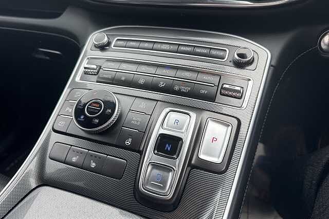 Hyundai SANTA FE 1.6 T-GDi (265ps) 4WD Ultimate PHEV