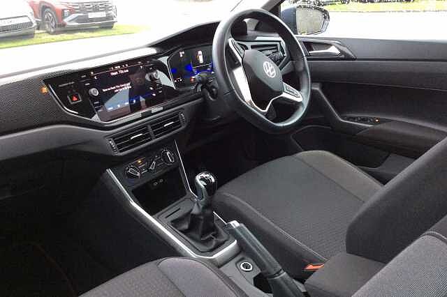 Volkswagen Polo 1.0 Life 5dr