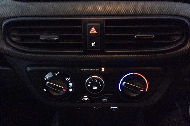 Hyundai i10 1.0 [63] Advance 5dr [Nav]