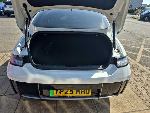 Hyundai IONIQ 6 E (228ps) Ultimate 77kWh (Single Motor) RW