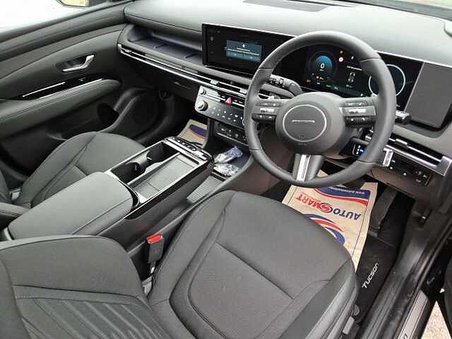 Hyundai TUCSON 1.6T Plug-in Hybrid Premium 5dr Auto Black