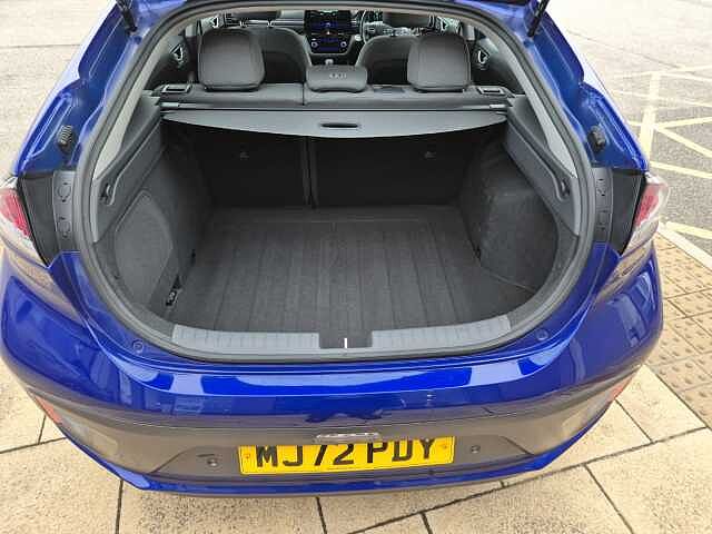 Hyundai IONIQ 1.6 GDi Hybrid Premium 5dr DCT Blue