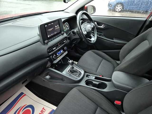 Hyundai KONA 1.6 GDi Hybrid SE Connect 5dr DCT Red