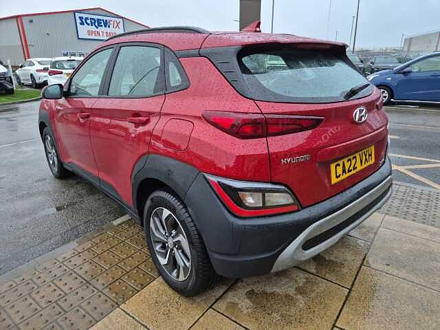 Hyundai KONA 1.6 GDi Hybrid SE Connect 5dr DCT Red