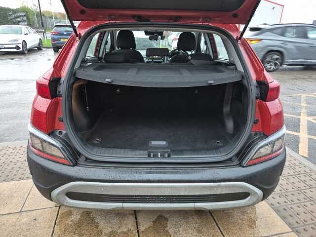 Hyundai KONA 1.6 GDi Hybrid SE Connect 5dr DCT Red
