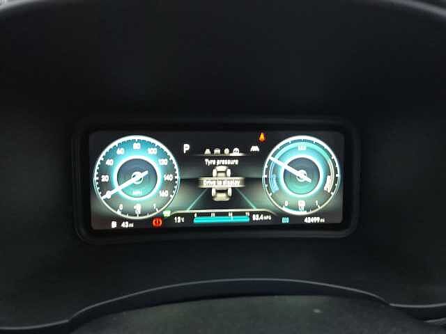 Hyundai KONA 1.6 GDi Hybrid SE Connect 5dr DCT Red