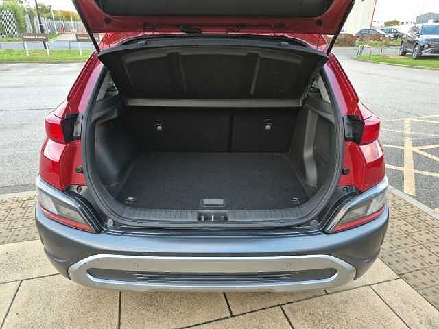 Hyundai KONA 1.6 GDi Hybrid Premium 5dr DCT Red