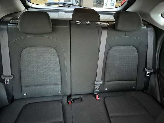 Hyundai KONA 1.6 GDi Hybrid Premium 5dr DCT Red