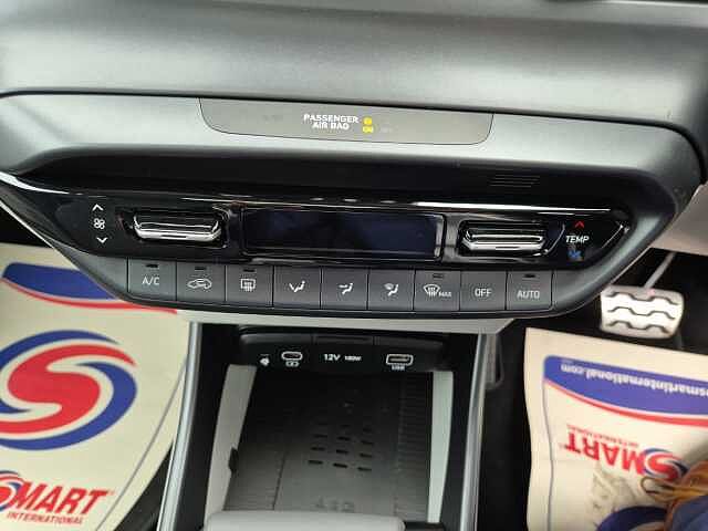 Hyundai Bayon Hatchback 1.0 TGDi Ultimate 5dr DCT