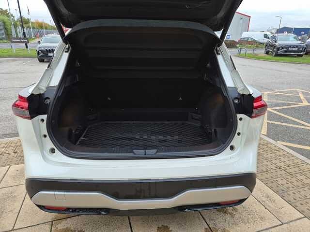 Nissan Qashqai 1.3 DiG-T MH 158 Tekna+ 5dr Xtronic