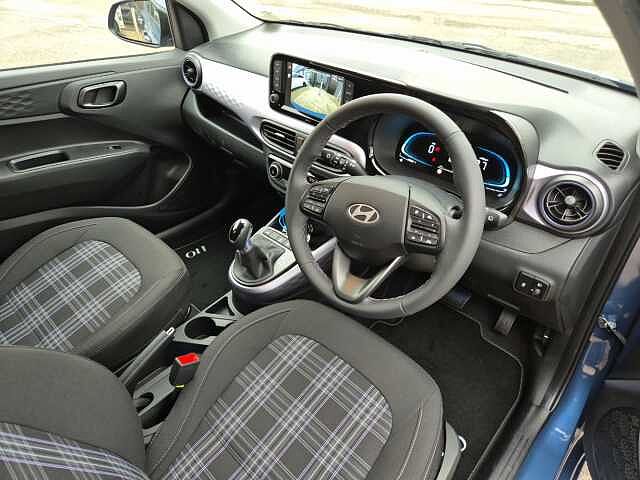 Hyundai i10 1.2 [79] Premium 5dr Auto [Nav]