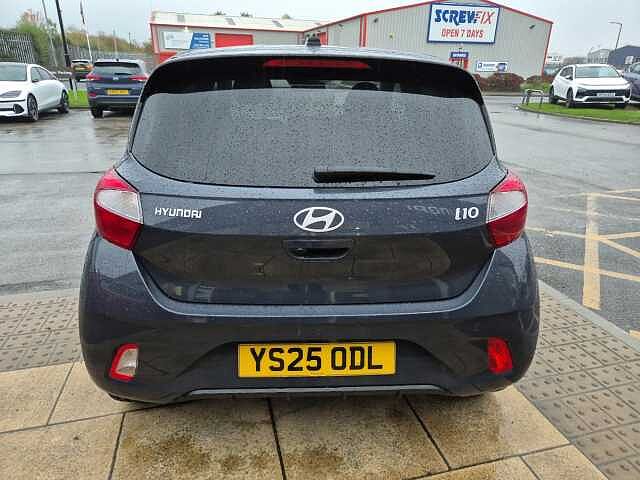 Hyundai i10 1.0 [63] Premium 5dr Auto [Nav]