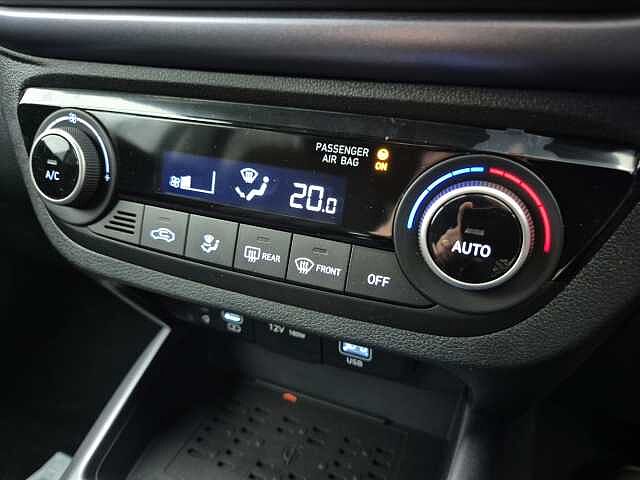 Hyundai i10 1.0 [63] Premium 5dr Auto [Nav]