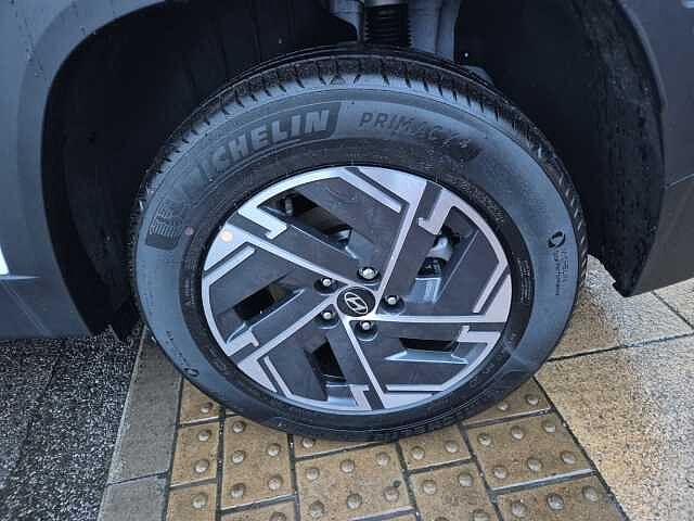 Hyundai TUCSON 1.6T Advance 5dr White