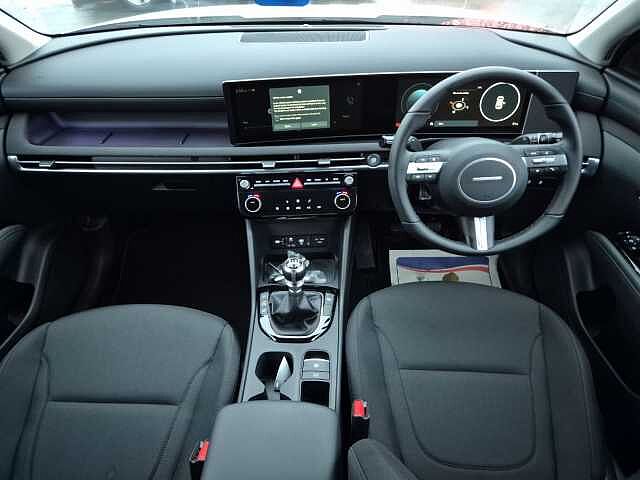 Hyundai TUCSON 1.6T Advance 5dr White