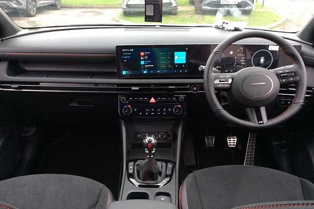 Hyundai TUCSON 1.6T 150 N Line 5dr White