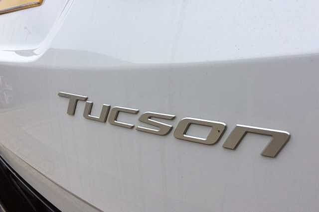Hyundai TUCSON 1.6T 150 N Line 5dr White