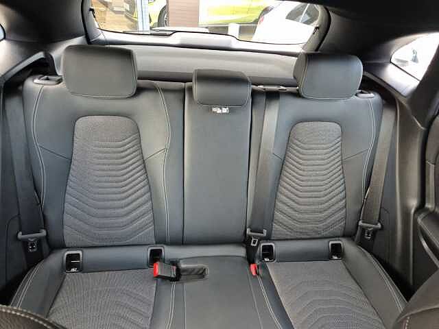 Mercedes-Benz Gla 200 Sport Executive 5dr Auto