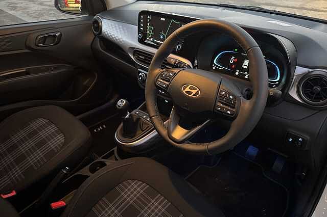 Hyundai I10 1.2 [79] Premium 5dr [Nav] White