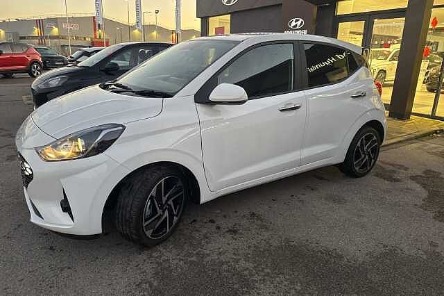 Hyundai I10 1.2 [79] Premium 5dr [Nav] White