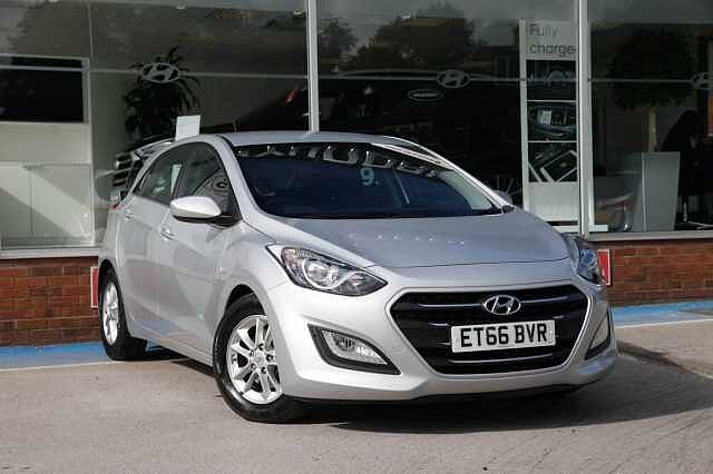 Hyundai i30 1.6 CRDi SE Blue Drive (110 PS) 5 Door