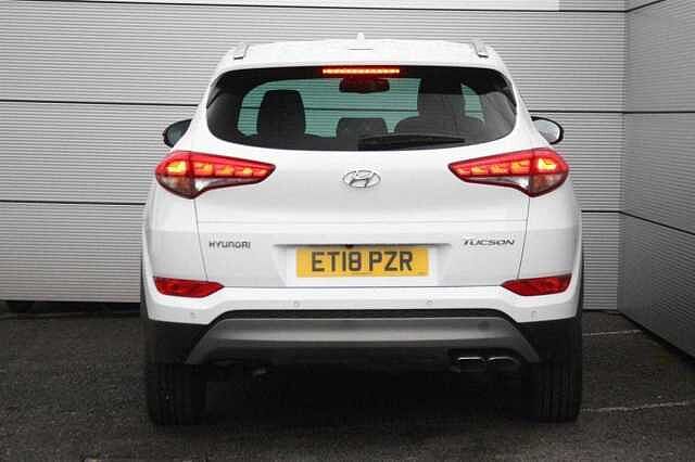 Hyundai I40 SALOON i40 1.7 CRDi SE Nav Blue Drive (141ps) Saloon Silver