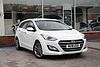 Hyundai I30 1.6 CRDI Premium Blue Drive (136 PS) Tourer White