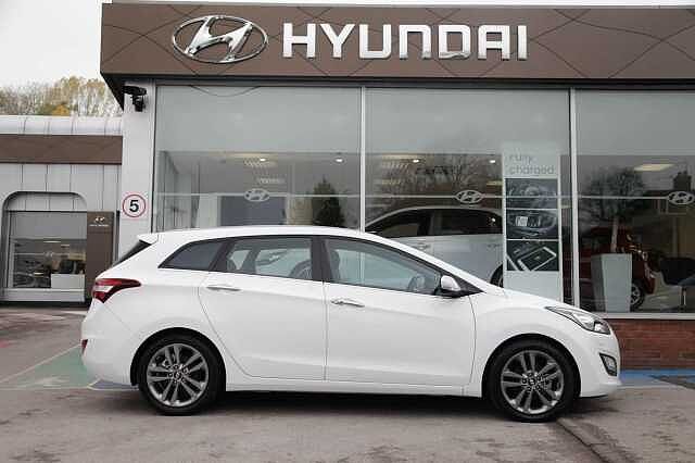 Hyundai i30 1.6 CRDI Premium Blue Drive (136 PS) Tourer
