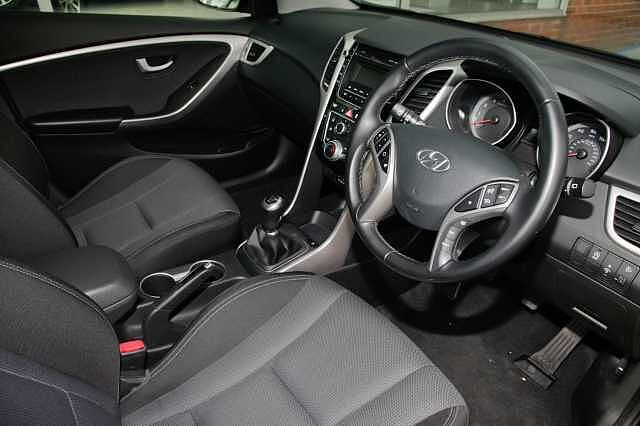 Hyundai I30 1.4 SE Blue Drive (100 PS) 5 Door Black