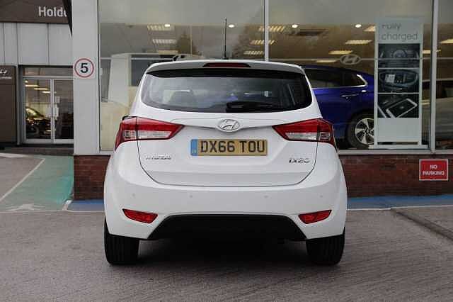 Hyundai IX20 1.4 SE Blue Drive 5 Door White