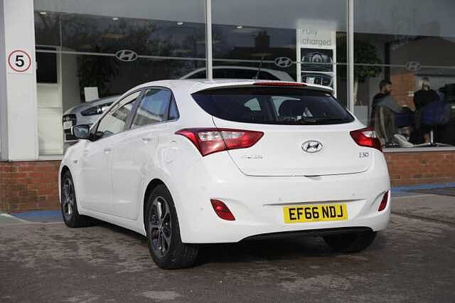 Hyundai i30 1.6 SE (120 PS) 5 Door