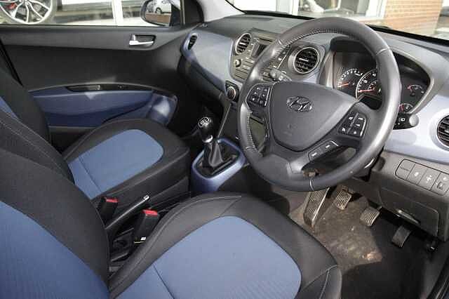 Hyundai i10 1.2 Premium 5 Door