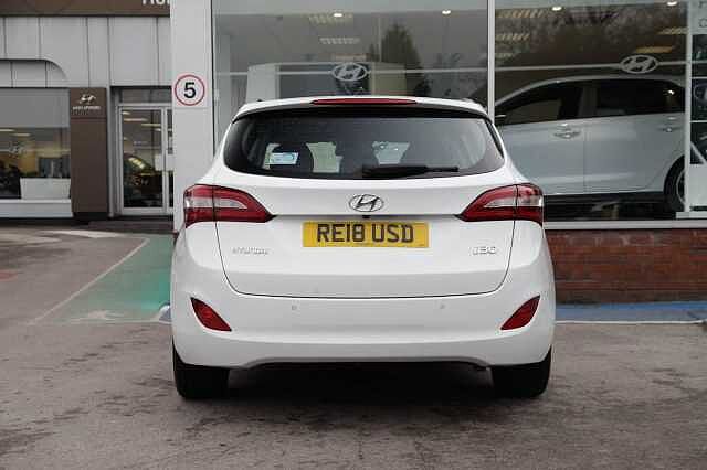 Hyundai I30 1.6 CRDI Premium Blue Drive (136 PS) Tourer White