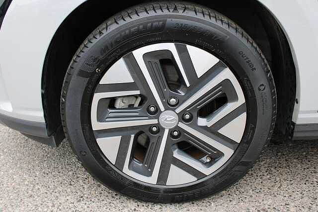 Hyundai KONA 39kWh Premium Auto 5dr (10.5kW Charger) Grey