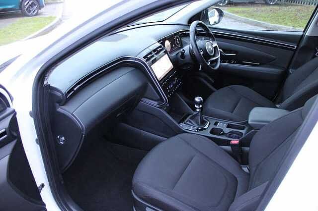 Hyundai TUCSON 1.6 T-GDi Ultimate Auto Euro 6 (s/s) 5dr White