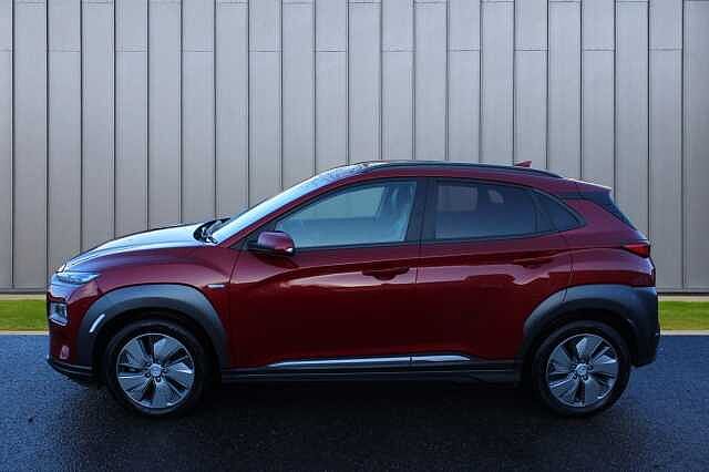 Hyundai KONA 64kWh Premium SE Auto 5dr (7kW Charger)