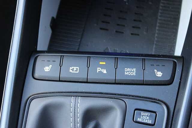 Hyundai BAYON 1.0 T-GDi Ultimate DCT Euro 6 (s/s) 5dr Green