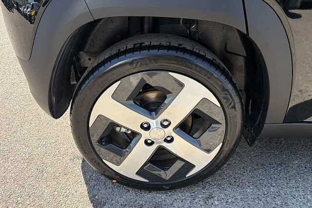 Hyundai INSTER Long Range 49kWh 02 Auto 5dr Black