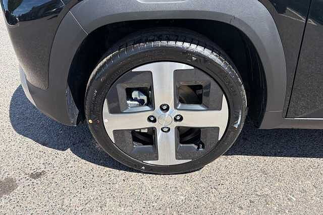 Hyundai INSTER Long Range 49kWh 02 Auto 5dr Black