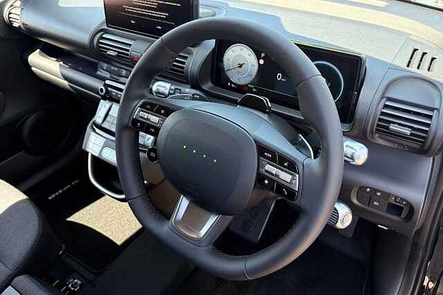 Hyundai INSTER Long Range 49kWh 02 Auto 5dr Black