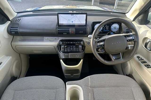 Hyundai INSTER 85kW 02 49kWh 5dr Auto Buttercream Yellow