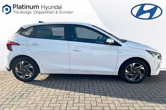Hyundai I20 1.0T GDi 48V MHD SE Connect 5dr DCT Atlas White
