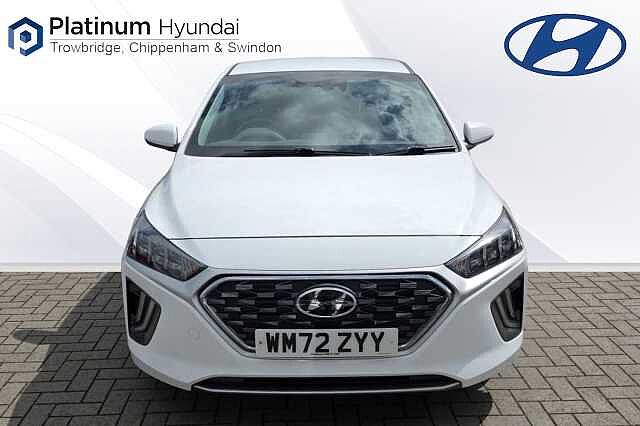 Hyundai IONIQ 1.6 GDi Plug-in Hybrid Premium 5dr DCT Polar White